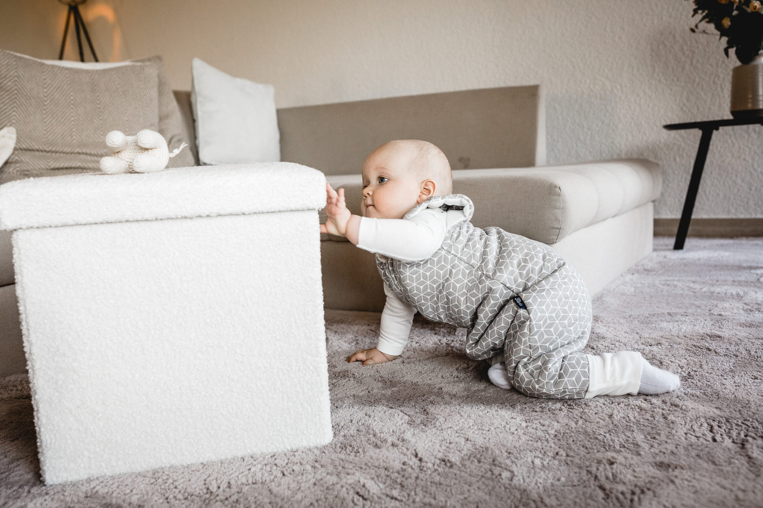 Babyschlafsack: Mit oder ohne Füße?