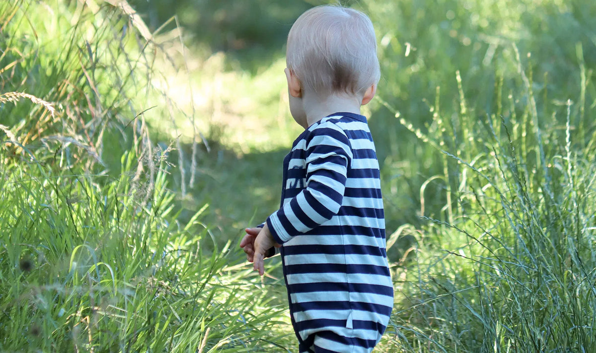 Sonnenbrand beim Baby – Anzeichen und Behandlung